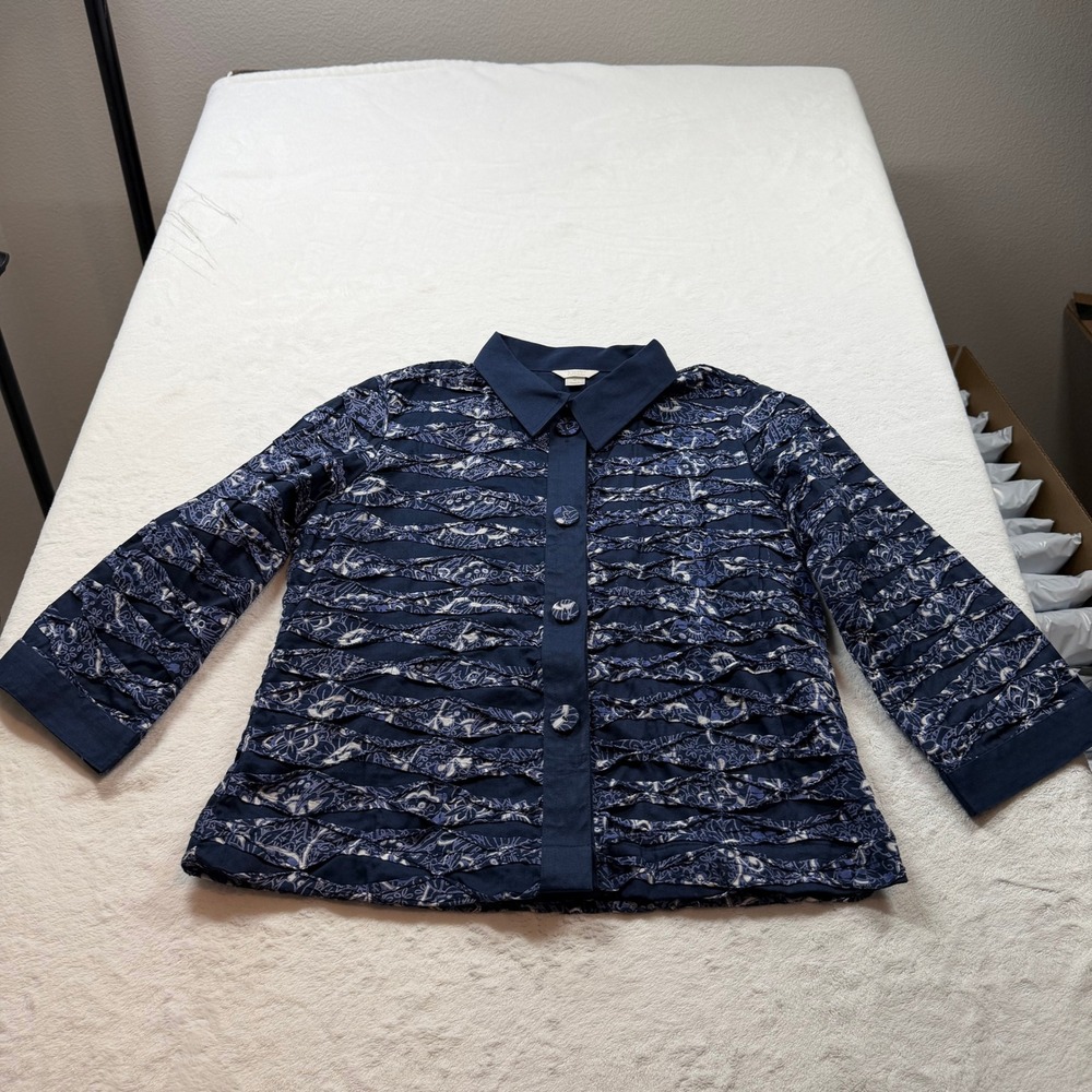 Christopher & Banks Button Down Womens M Navy Blue Good Ruffled Textured Floral